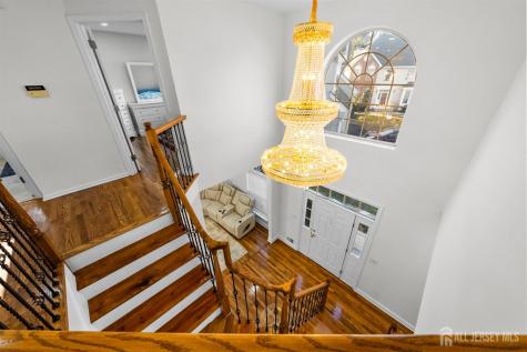 46 Pin Oak Drive North Brunswick NJ 08902