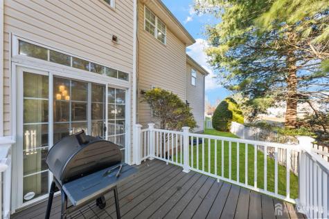 46 Pin Oak Drive North Brunswick NJ 08902