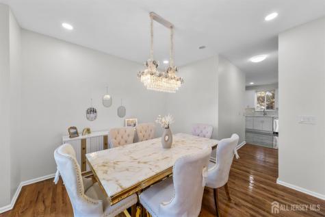 46 Pin Oak Drive North Brunswick NJ 08902