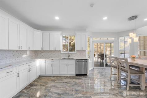 46 Pin Oak Drive North Brunswick NJ 08902