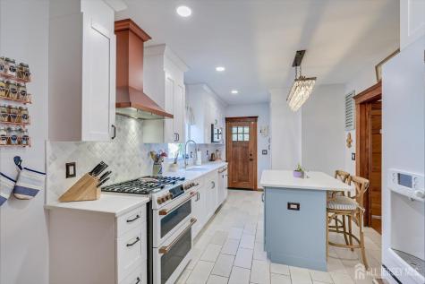 302 Mountainview Terrace Dunellen NJ 08812