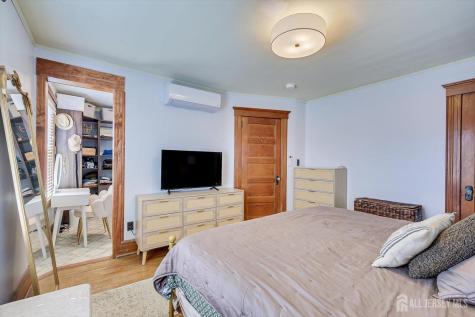 302 Mountainview Terrace Dunellen NJ 08812