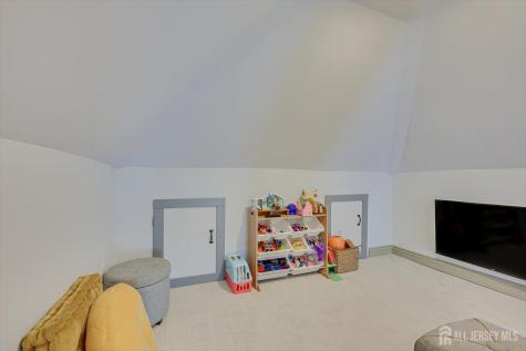 302 Mountainview Terrace Dunellen NJ 08812