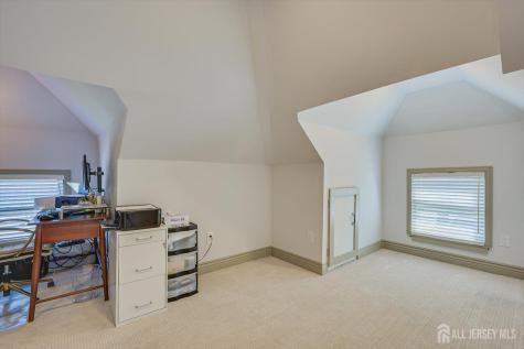 302 Mountainview Terrace Dunellen NJ 08812