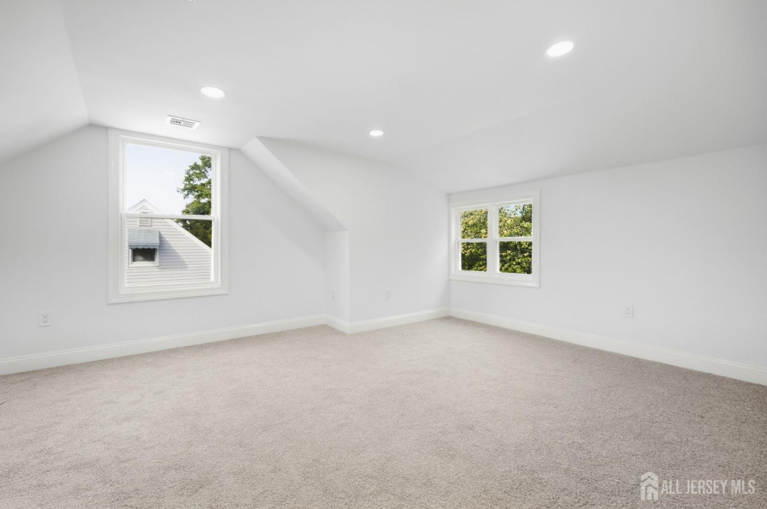 154 Oakmanor Parkway South Plainfield NJ 07080