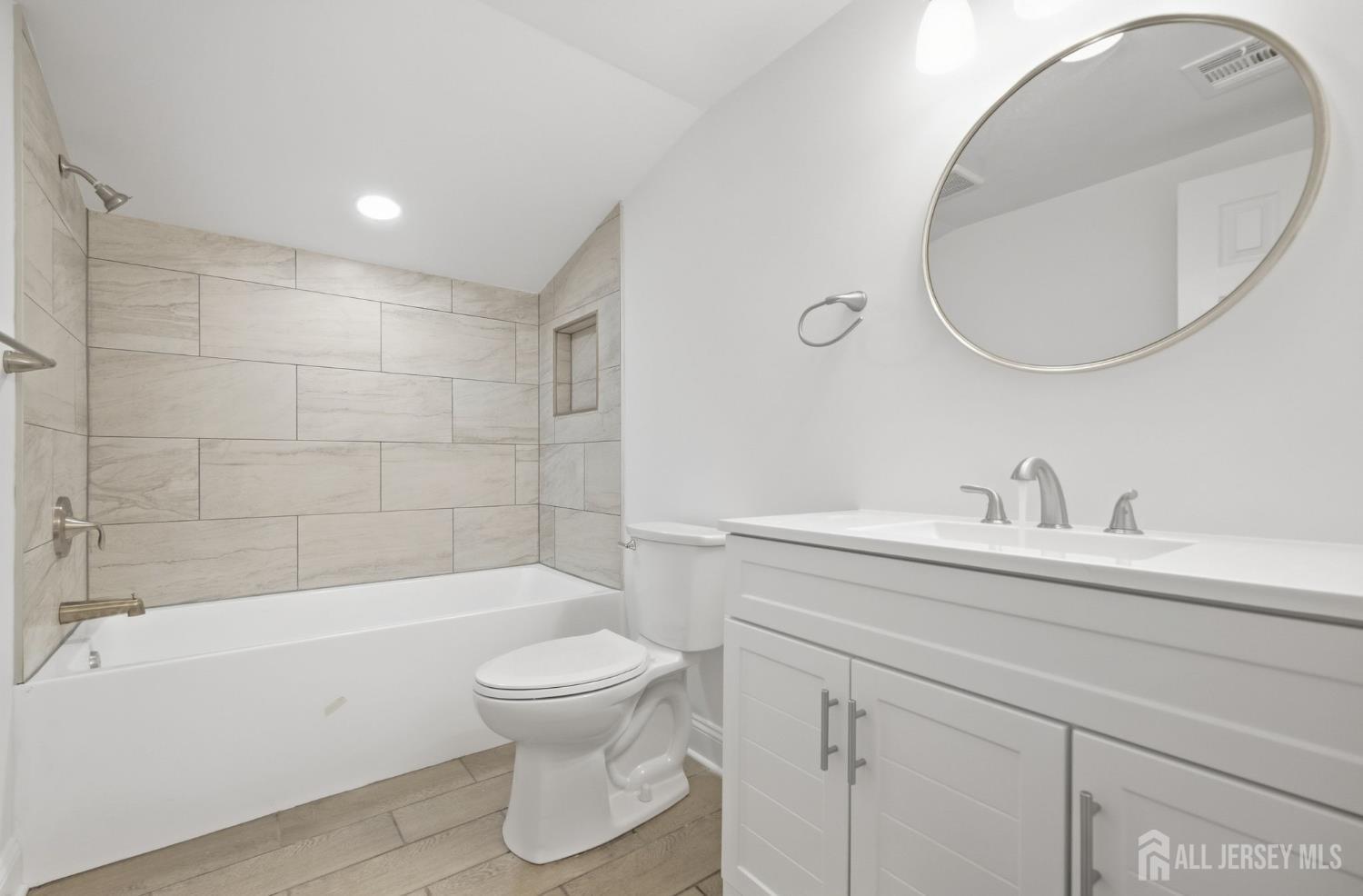 154 Oakmanor Parkway South Plainfield NJ 07080