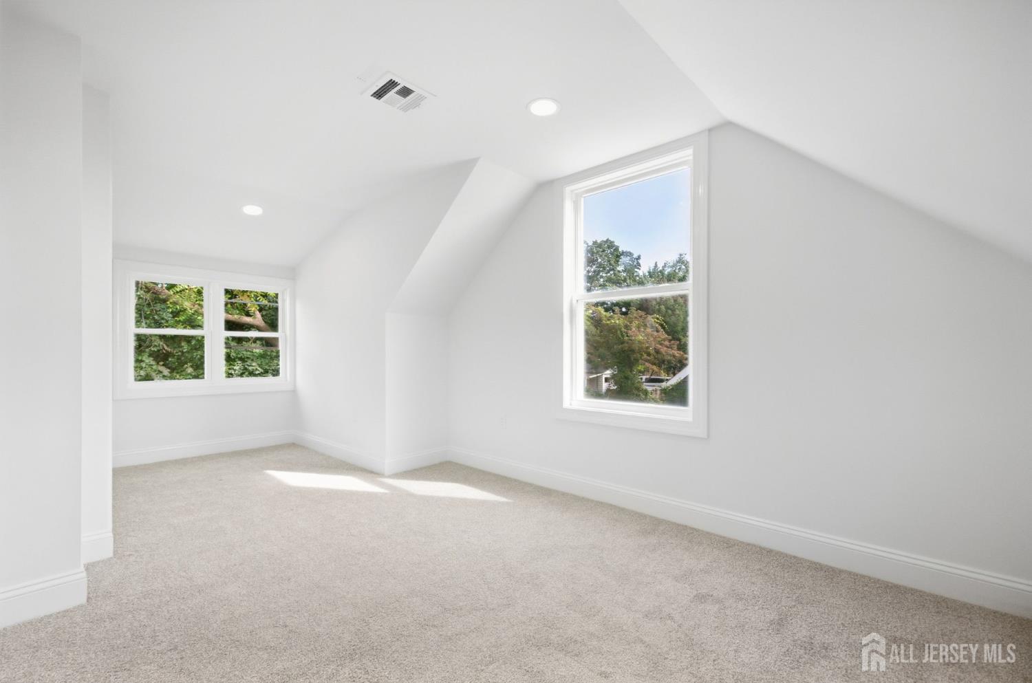 154 Oakmanor Parkway South Plainfield NJ 07080