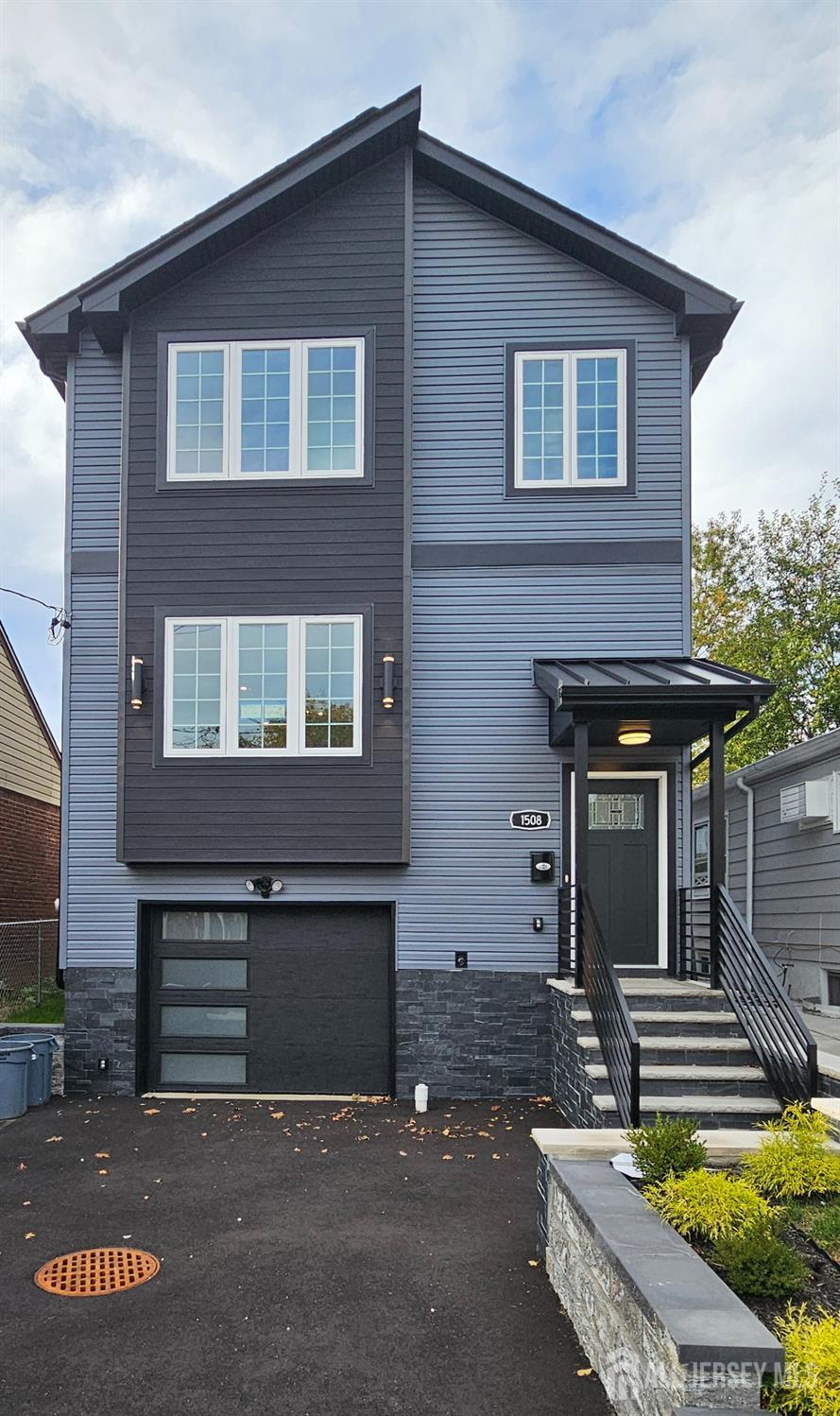 1508 Hiawatha Avenue Hillside NJ 07205