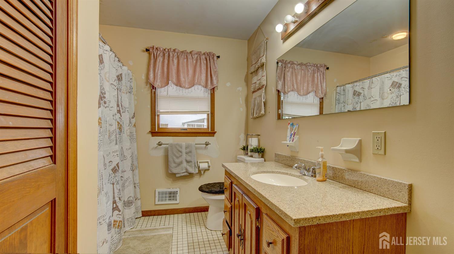 1508 Longboat Avenue Beachwood NJ 1326