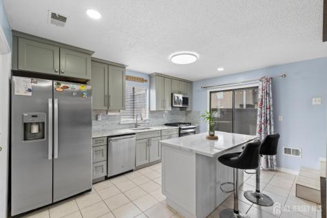 96 Westgate Drive Edison NJ 08820