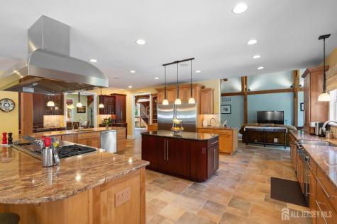 6 Lamb Lane Manalapan NJ 07726