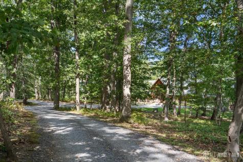 6 Lamb Lane Manalapan NJ 07726