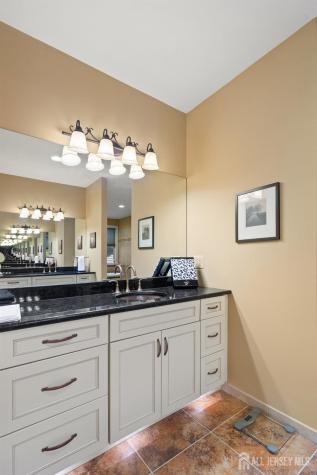 6 Lamb Lane Manalapan NJ 07726
