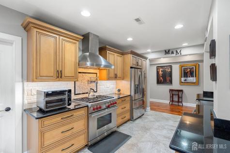 6 Lamb Lane Manalapan NJ 07726