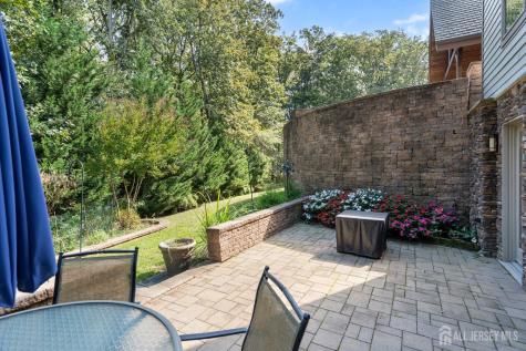 6 Lamb Lane Manalapan NJ 07726