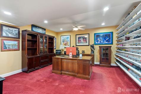 6 Lamb Lane Manalapan NJ 07726