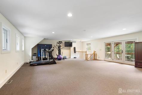 6 Lamb Lane Manalapan NJ 07726