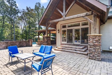 6 Lamb Lane Manalapan NJ 07726