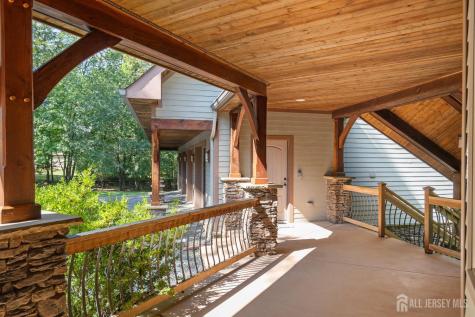 6 Lamb Lane Manalapan NJ 07726
