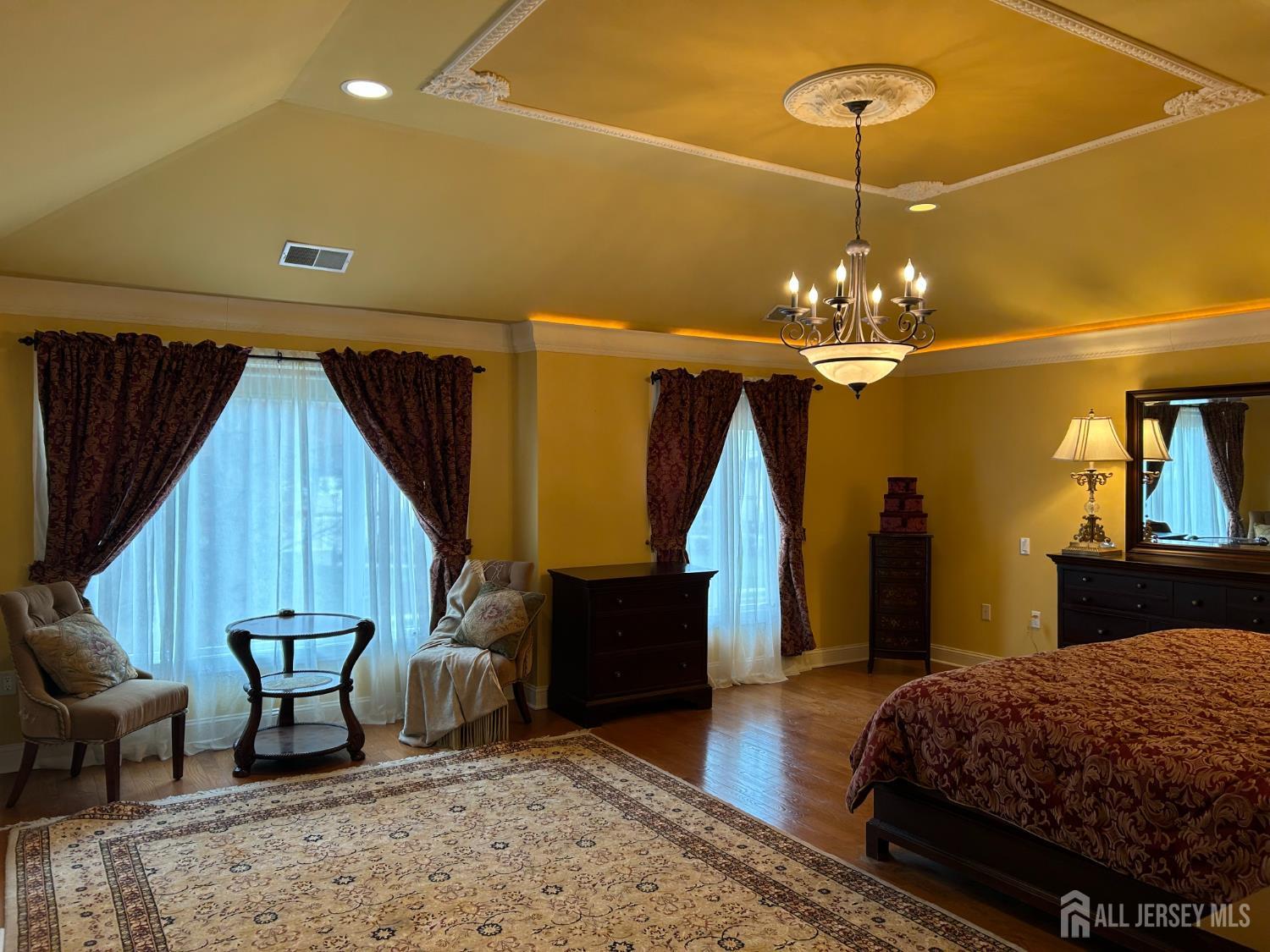 21 Southfield Road Edison NJ 08820