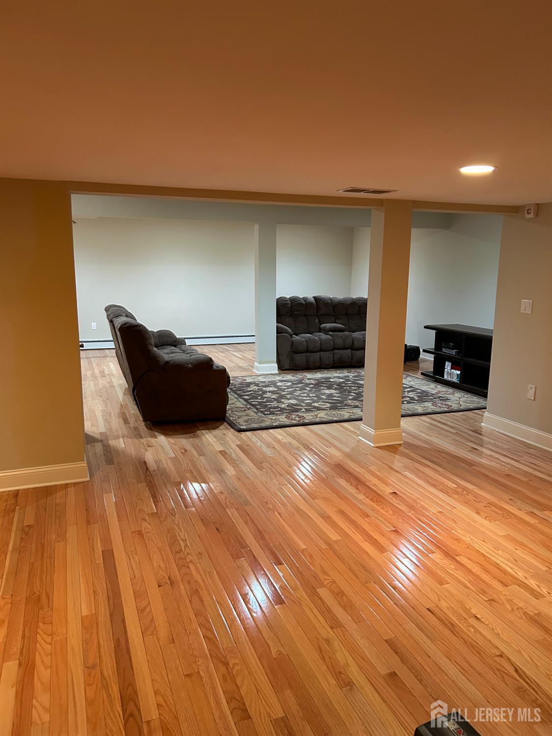 21 Southfield Road Edison NJ 08820