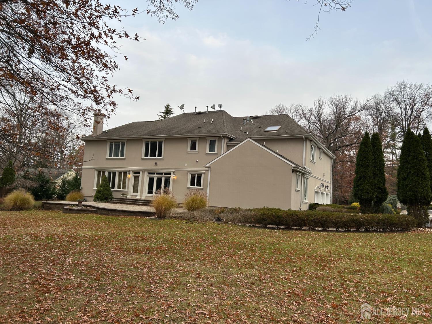 21 Southfield Road Edison NJ 08820