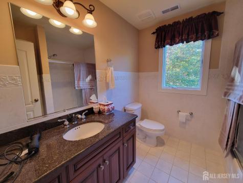 21 Southfield Road Edison NJ 08820