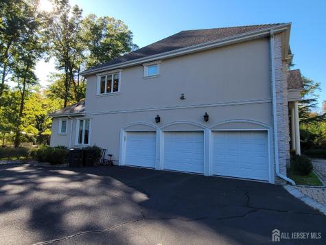 21 Southfield Road Edison NJ 08820