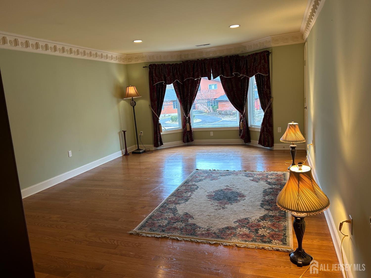 21 Southfield Road Edison NJ 08820