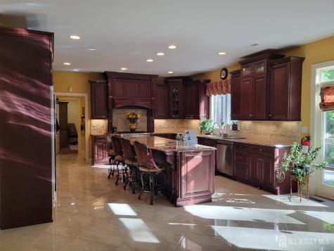 21 Southfield Road Edison NJ 08820