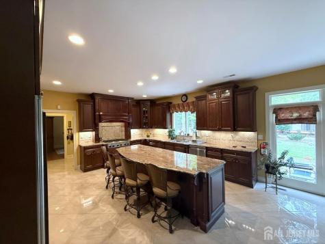 21 Southfield Road Edison NJ 08820