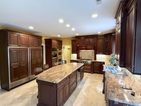 21 Southfield Road Edison NJ 08820