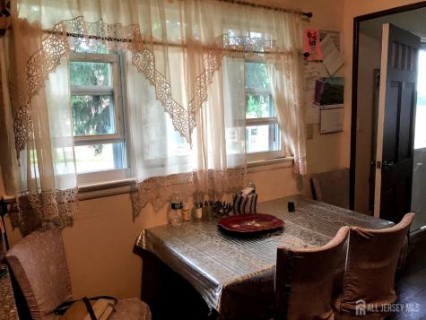 263 Richmond Avenue Paterson NJ 07502