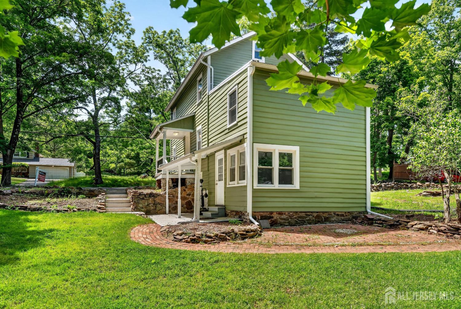 28 Old Clinton Road Raritan NJ 08822