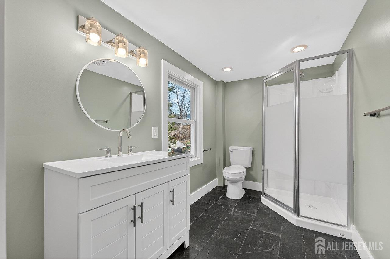 28 Old Clinton Road Raritan NJ 08822