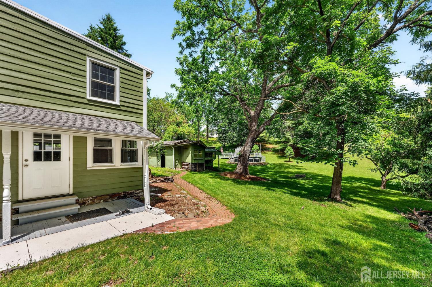 28 Old Clinton Road Raritan NJ 08822