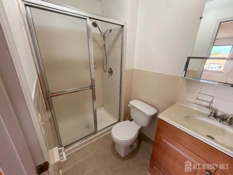 107 Edison Glen Terrace Edison NJ 08837