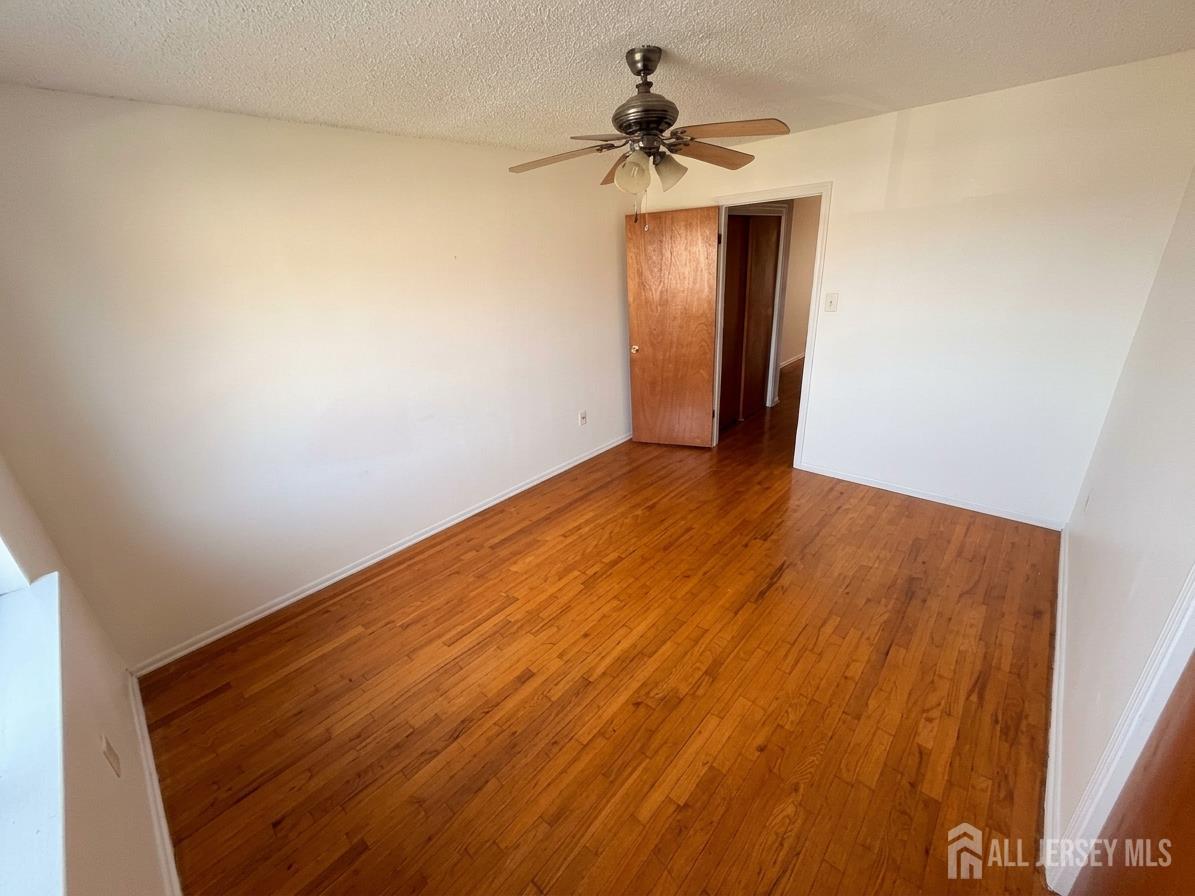 107 Edison Glen Terrace Edison NJ 08837