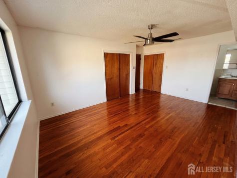 107 Edison Glen Terrace Edison NJ 08837