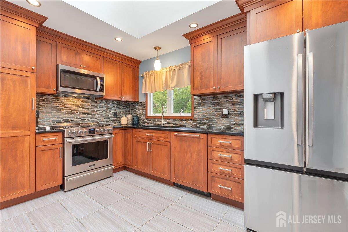 53 University Road East Brunswick NJ 08816