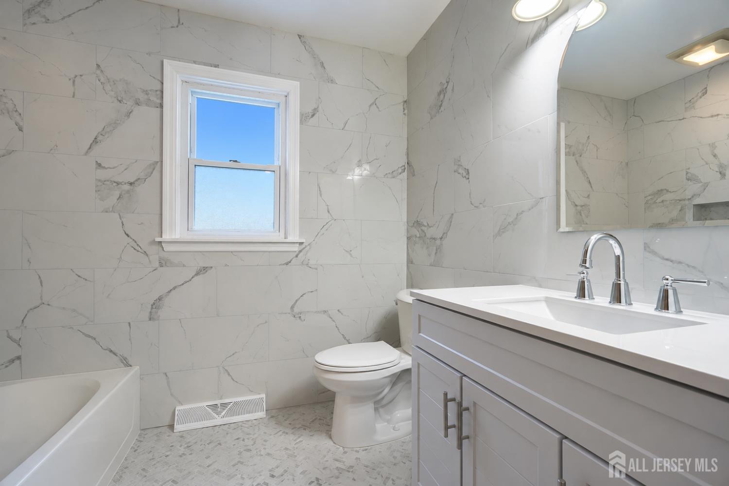 14 Kilmer Drive Manalapan NJ 07726
