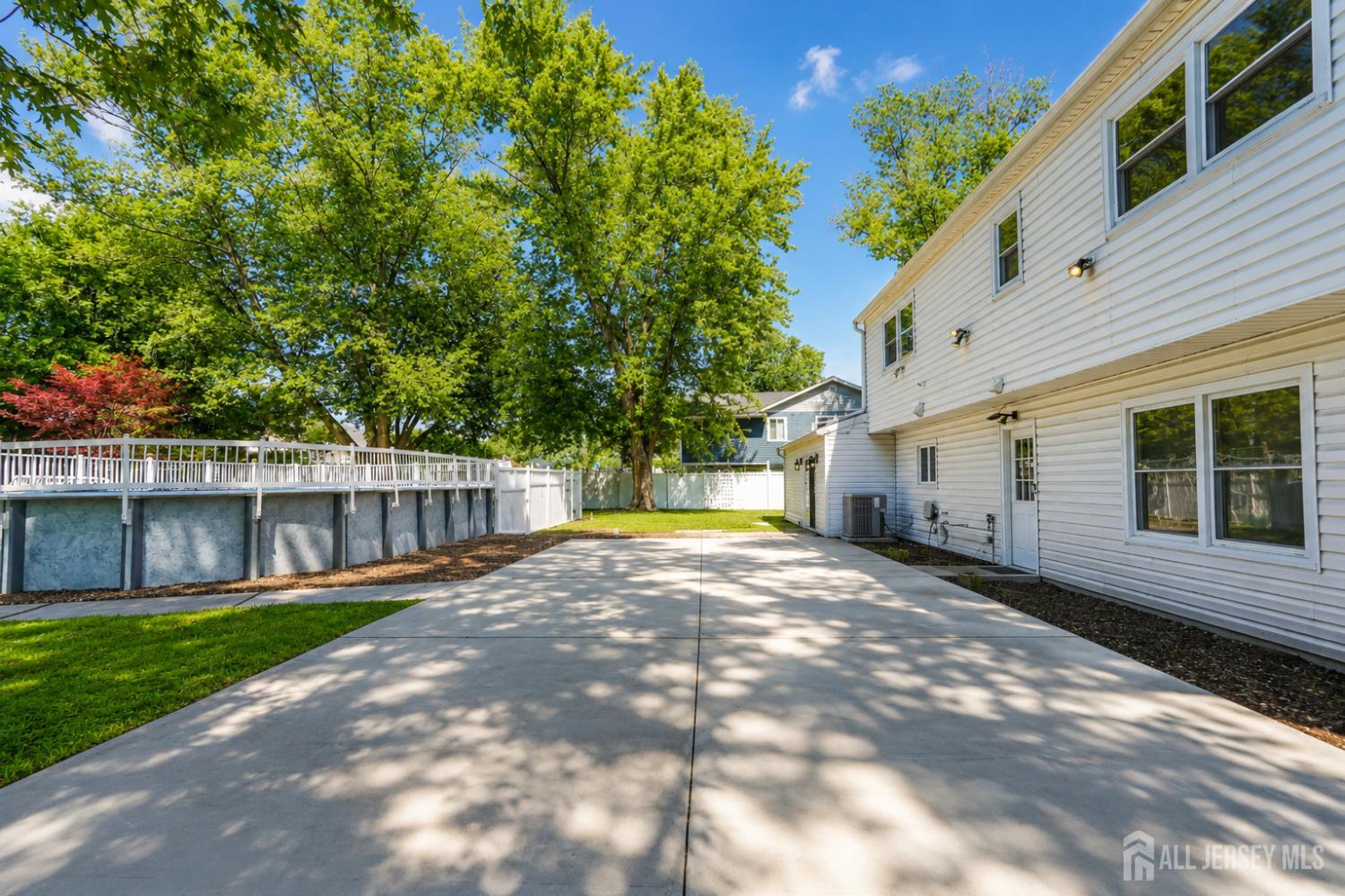 14 Kilmer Drive Manalapan NJ 07726