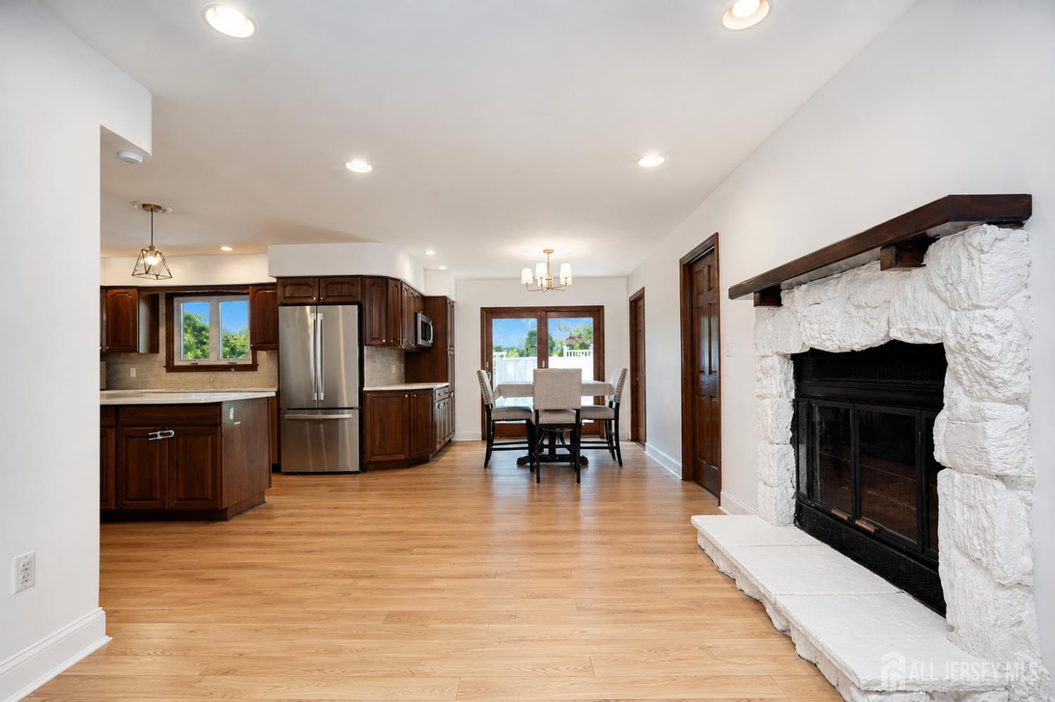 14 Kilmer Drive Manalapan NJ 07726