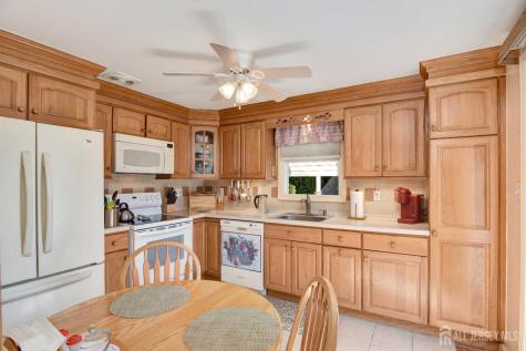 16 Cheesequake Road Sayreville NJ 08872