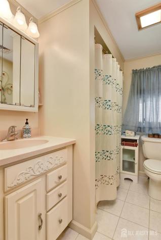 16 Cheesequake Road Sayreville NJ 08872