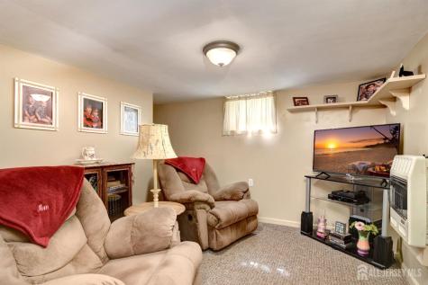 16 Cheesequake Road Sayreville NJ 08872