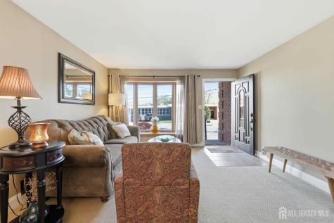 42 Lenox Avenue Green Brook NJ 08812