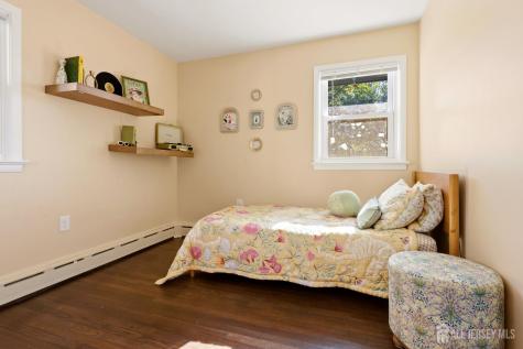 152 Remsen Avenue Avenel NJ 07001