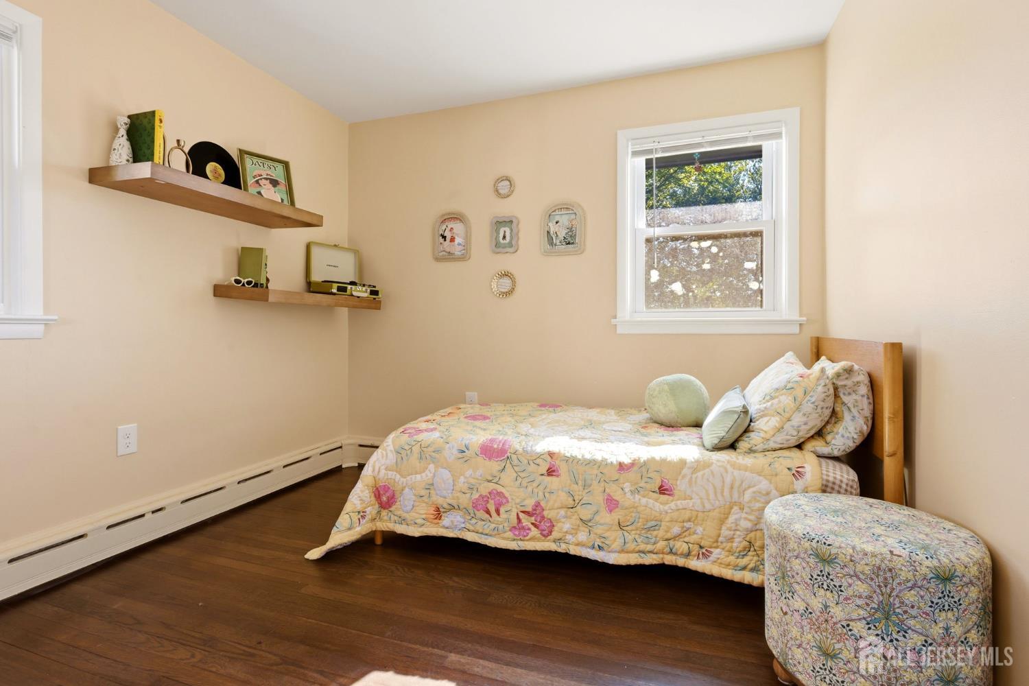 152 Remsen Avenue Avenel NJ 07001
