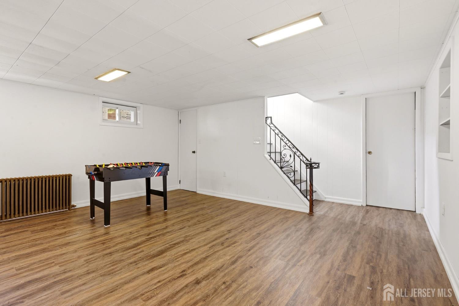 152 Remsen Avenue Avenel NJ 07001